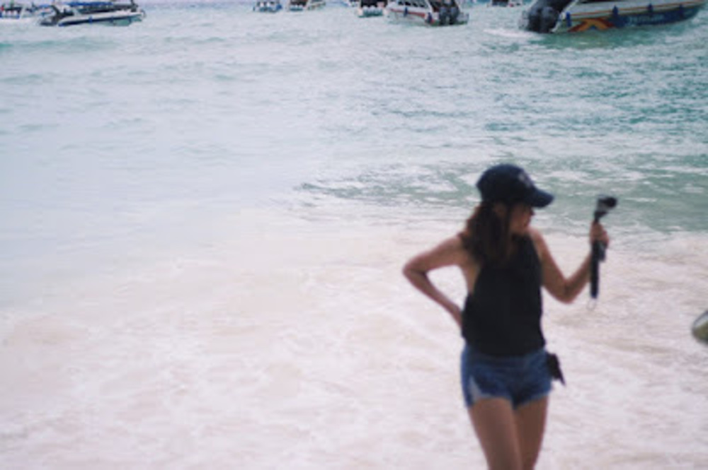 Meet your Posher, Knis